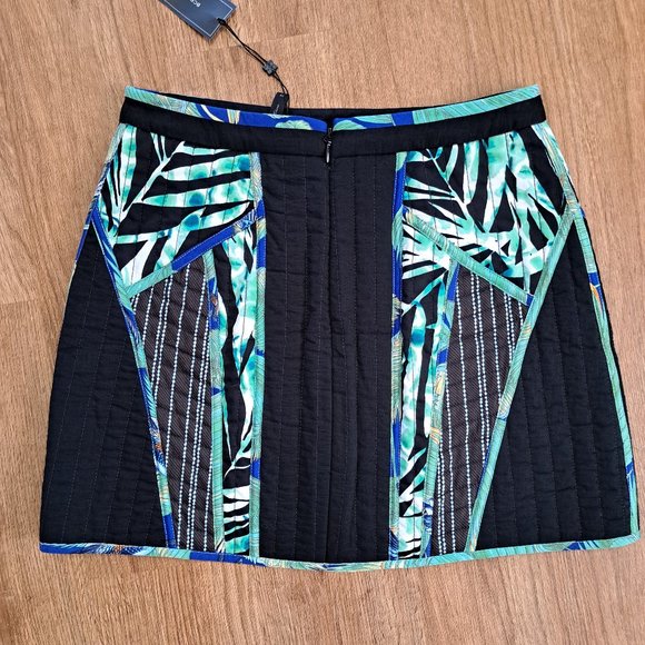 BCBGMAXAZRIA Andrick Black/Combo Waffle Fabric Unlined Skirt Size 6 NWT - Picture 8 of 8